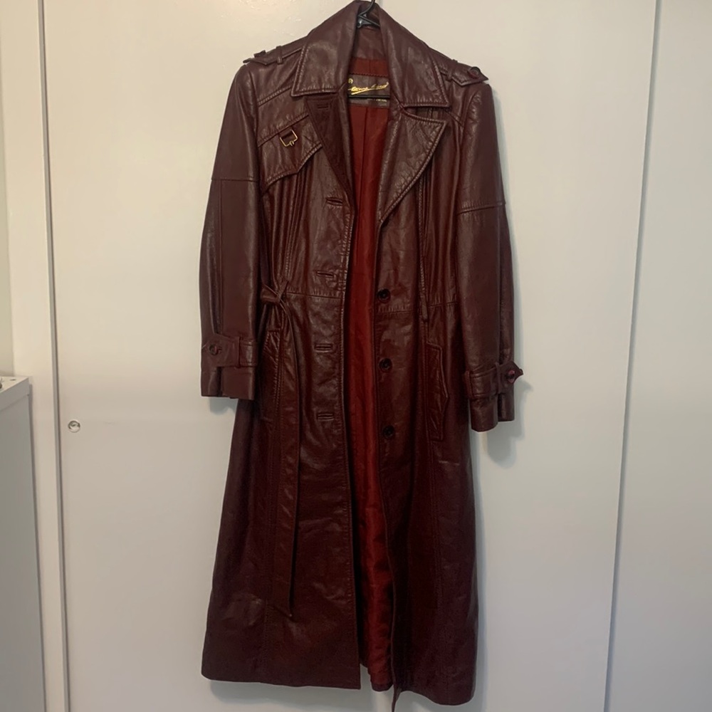 Vintage Etienne Aigner burgundy full length leather jacket trench coat